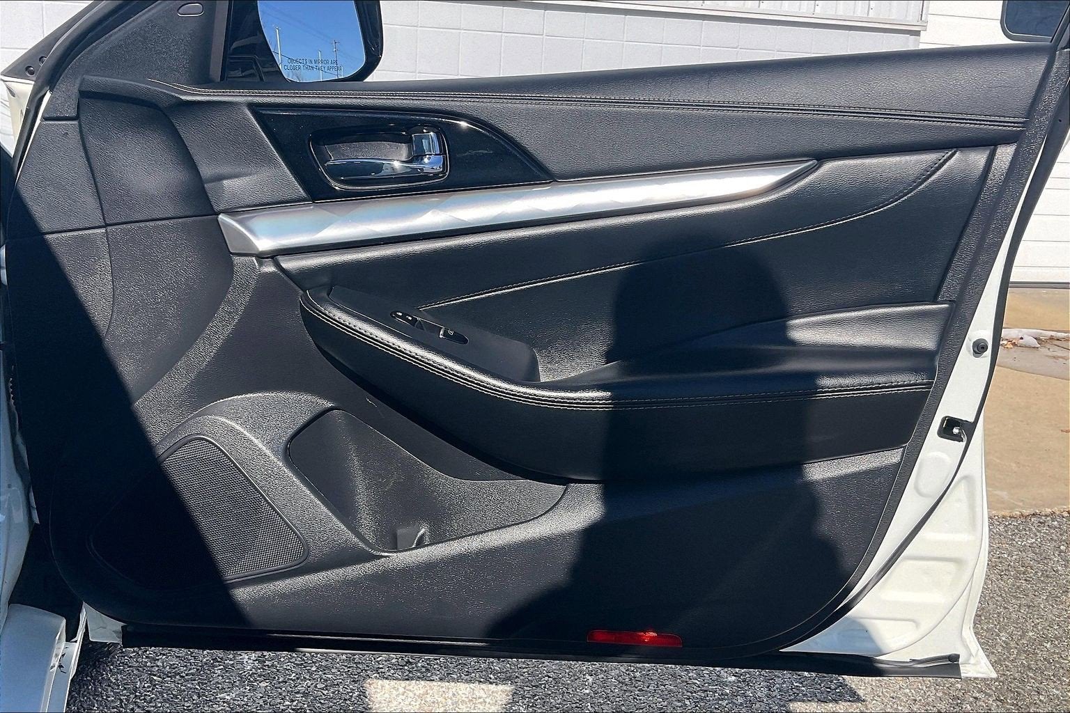 2023 Nissan Maxima SV