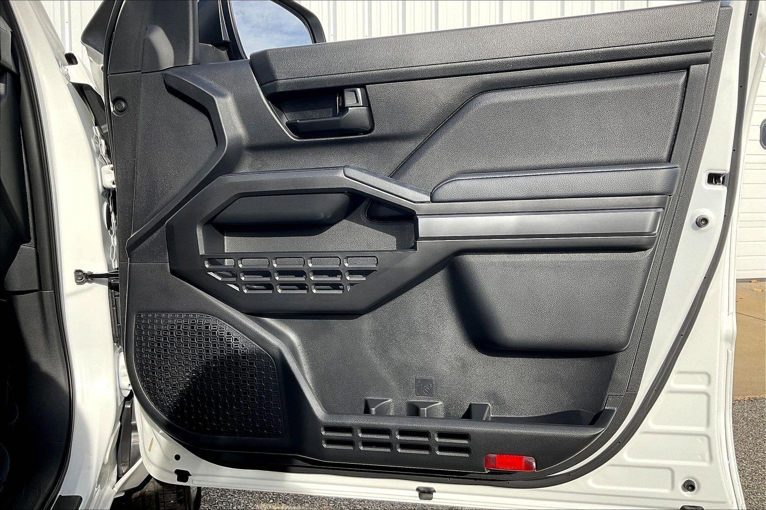 2025 Toyota Tacoma 2WD SR5