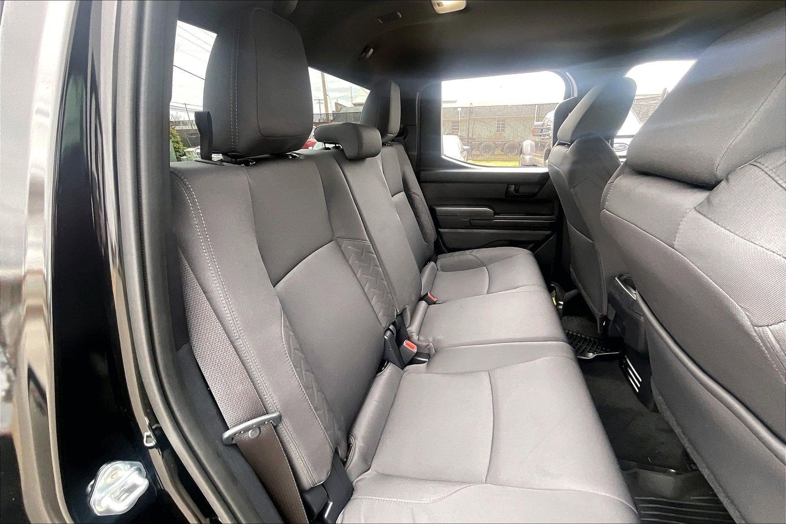 2025 Toyota Tacoma 4WD SR5