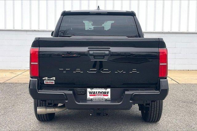 2025 Toyota Tacoma 4WD SR5