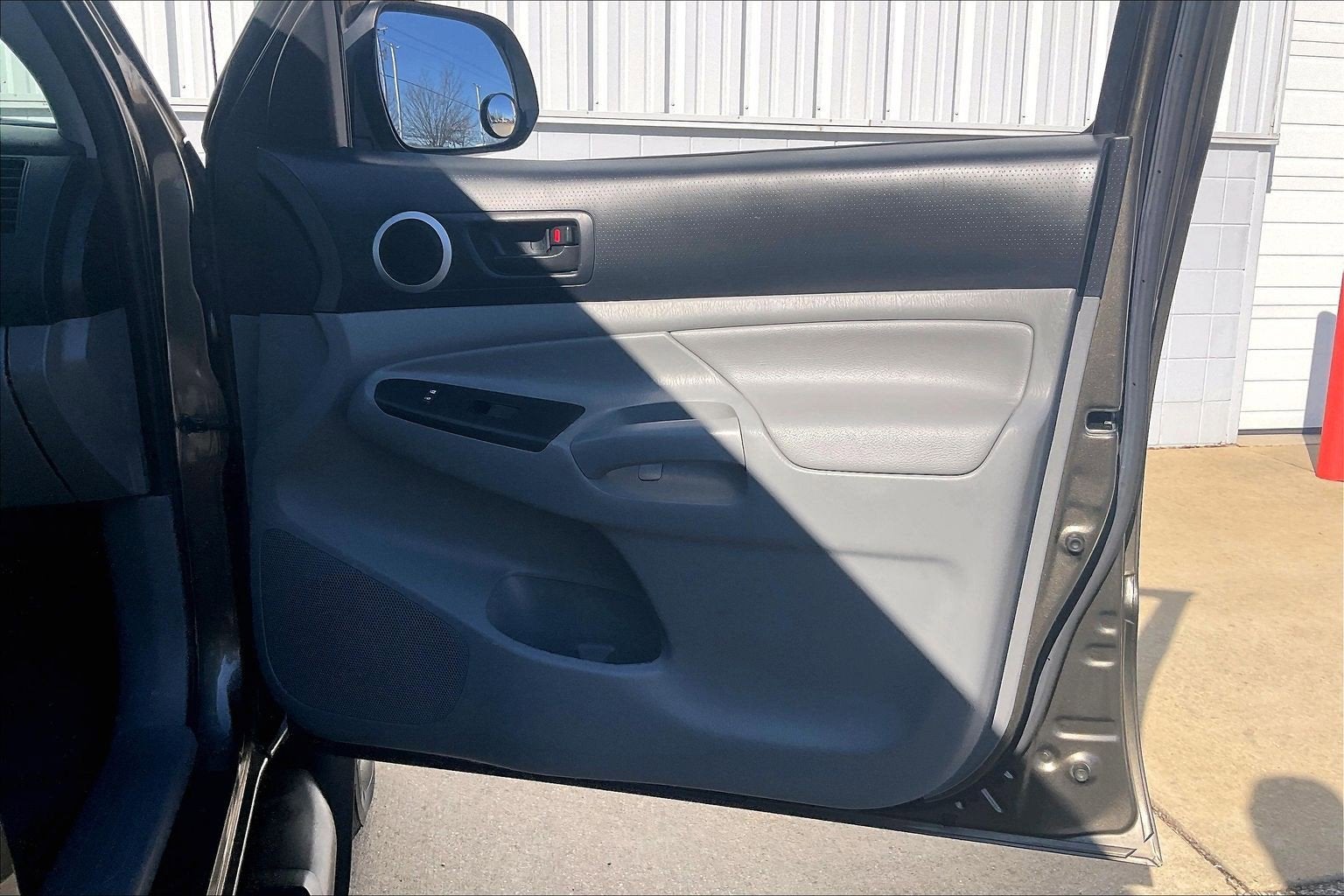 2014 Toyota Tacoma Base