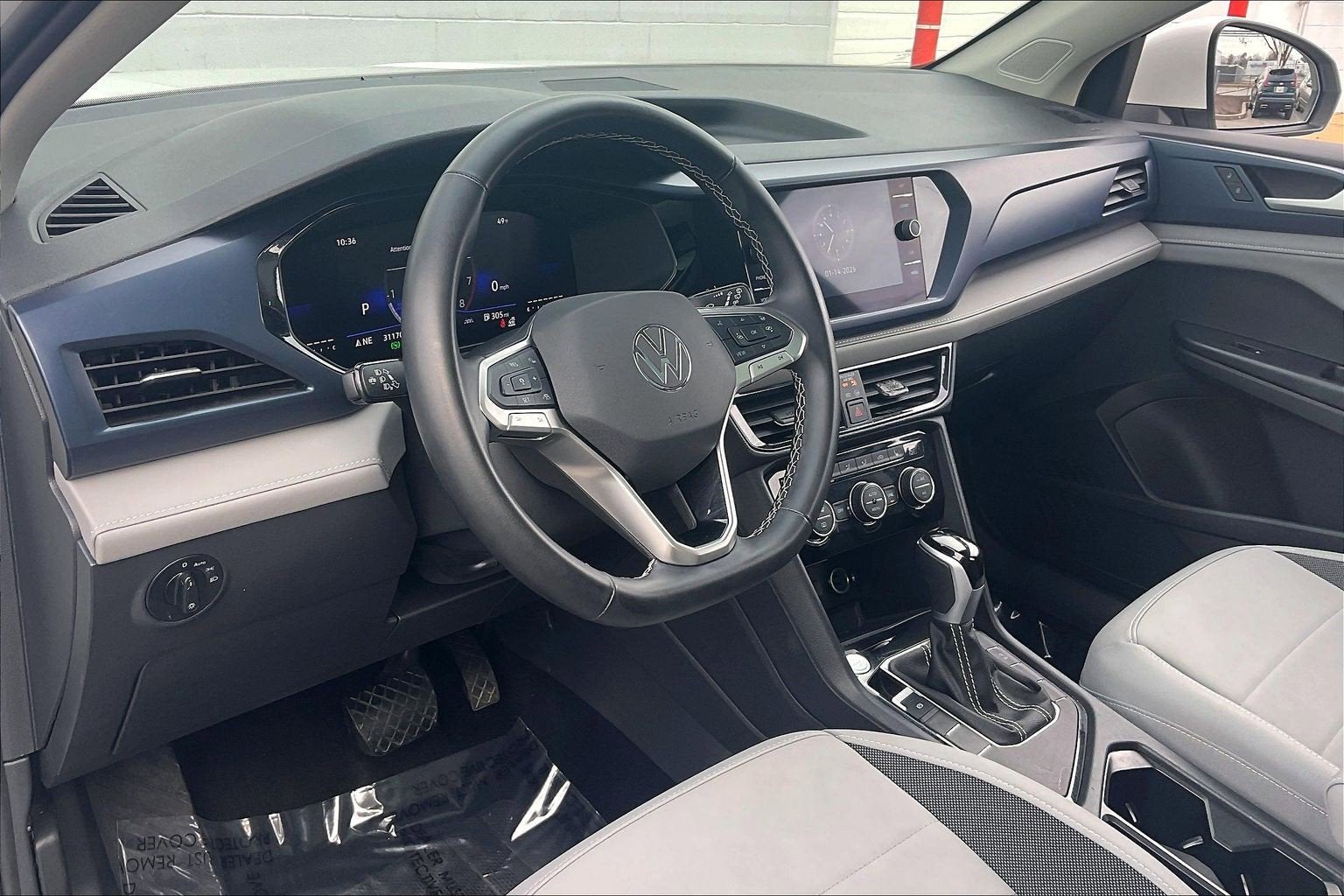 2024 Volkswagen Taos SE