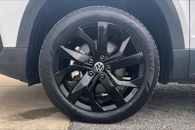 2024 Volkswagen Taos SE