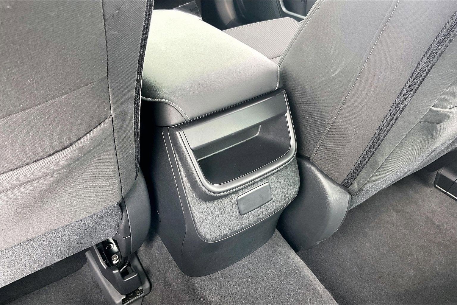 2025 Subaru Legacy Base