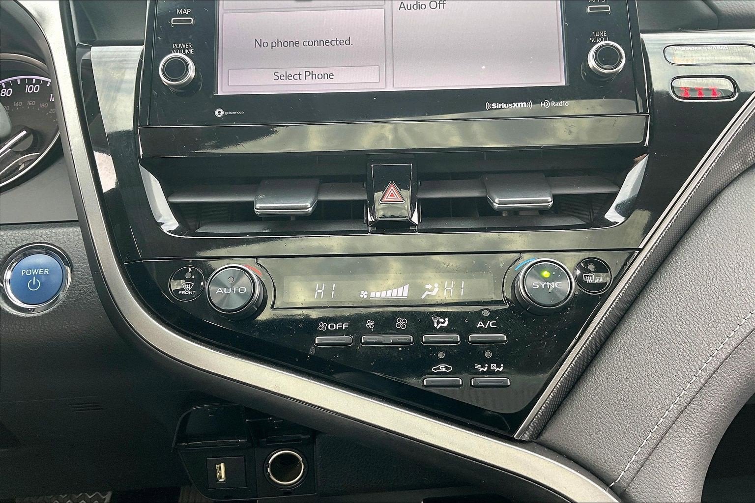 2024 Toyota Camry Hybrid XSE