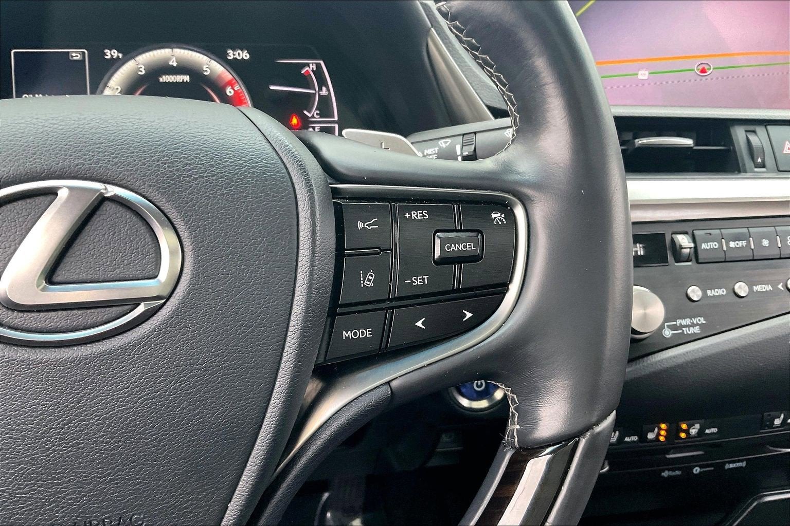 2021 Lexus ES ES 300h