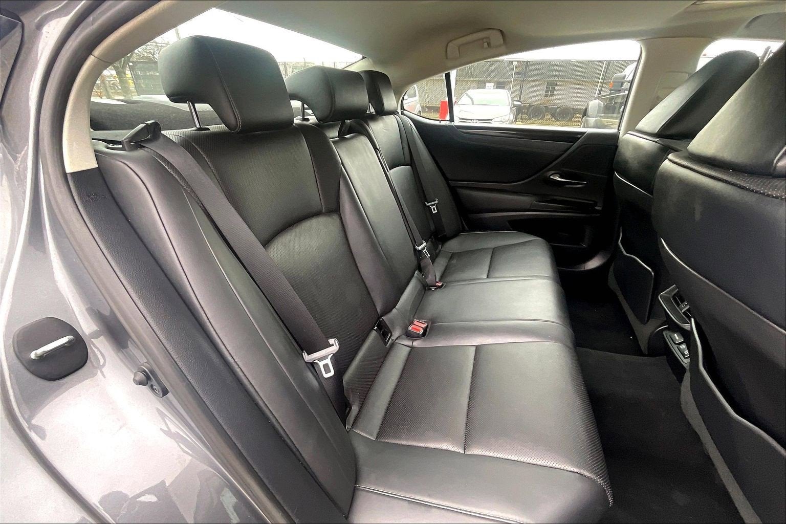 2021 Lexus ES ES 300h