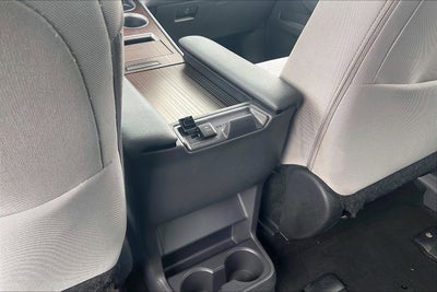 2023 Toyota Sienna LE