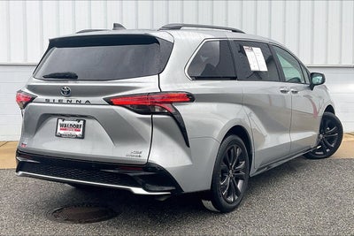 2022 Toyota Sienna XSE
