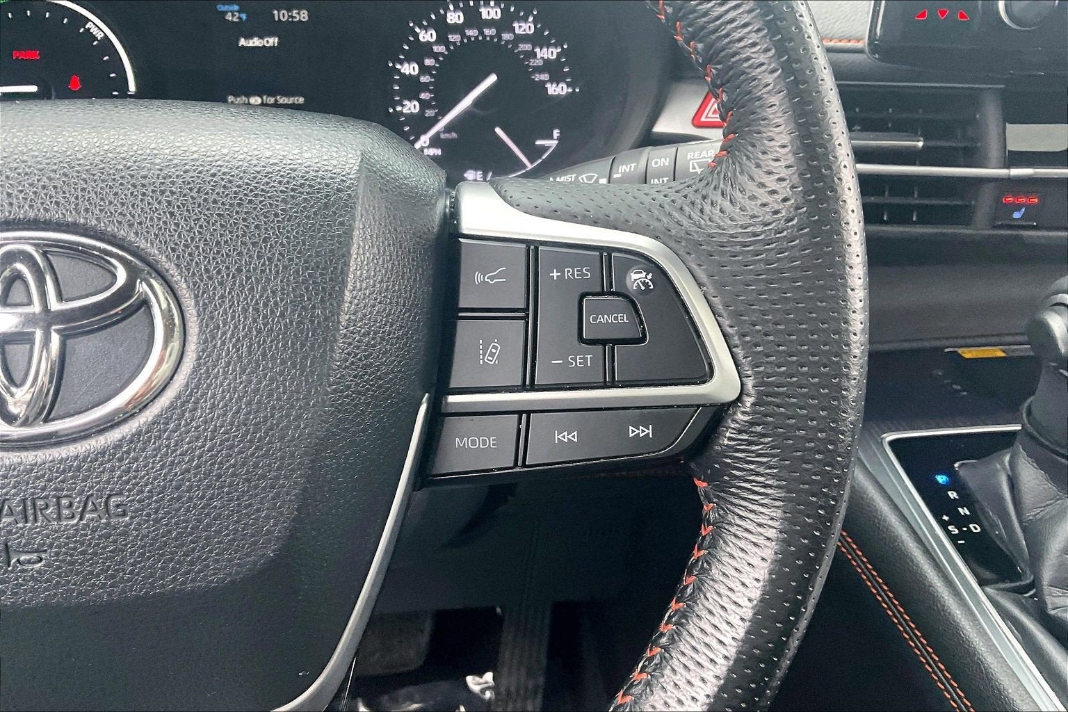 2022 Toyota Sienna XSE