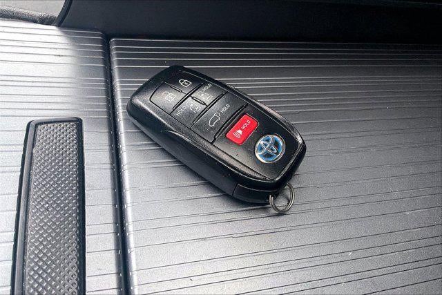 2022 Toyota Sienna XSE