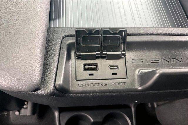 2022 Toyota Sienna XSE