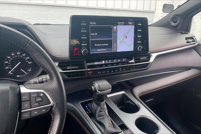 2022 Toyota Sienna XSE