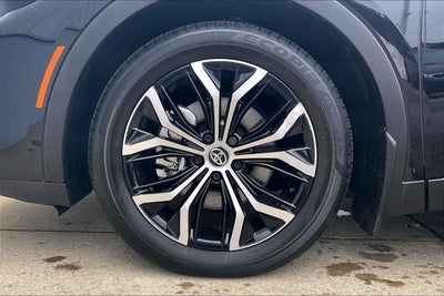 2025 Toyota Crown XLE