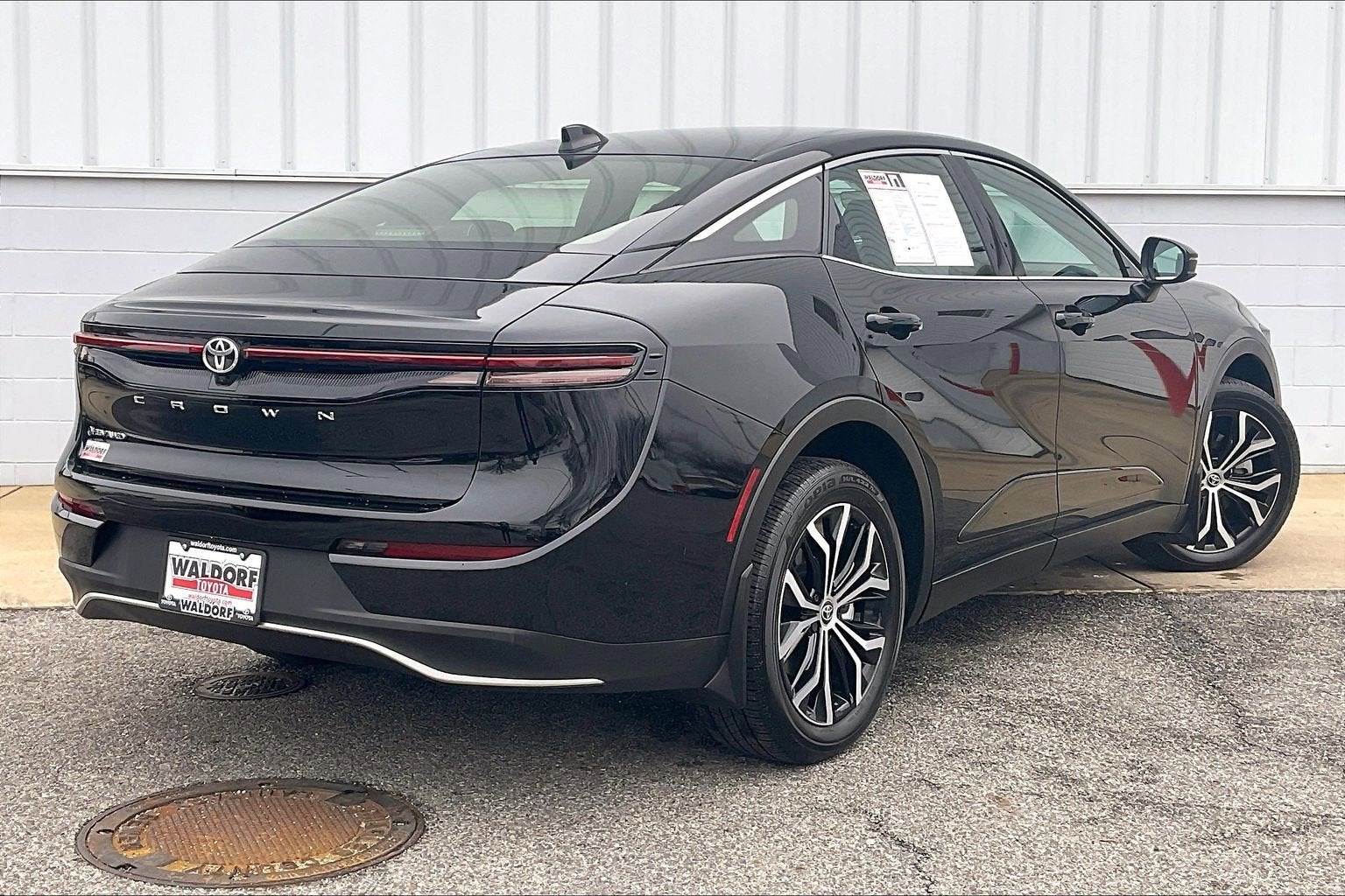 2025 Toyota Crown XLE