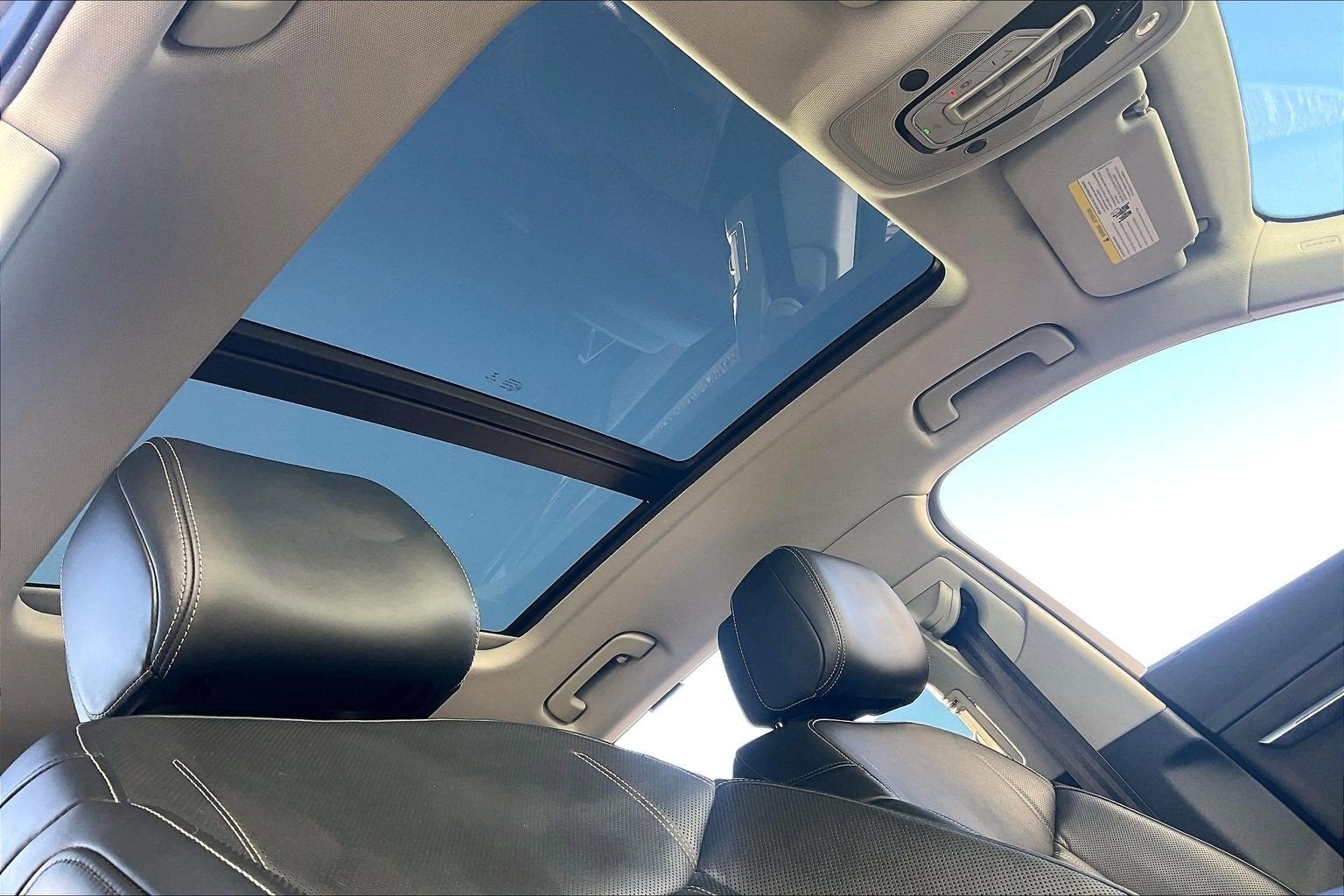 2019 Audi e-tron Prestige