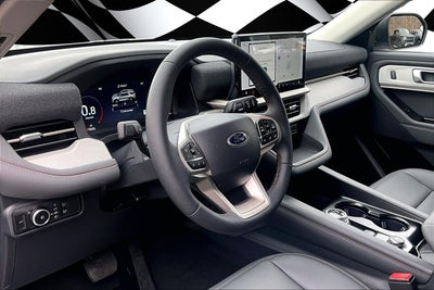 2026 Ford Explorer Active w/200A Pkg