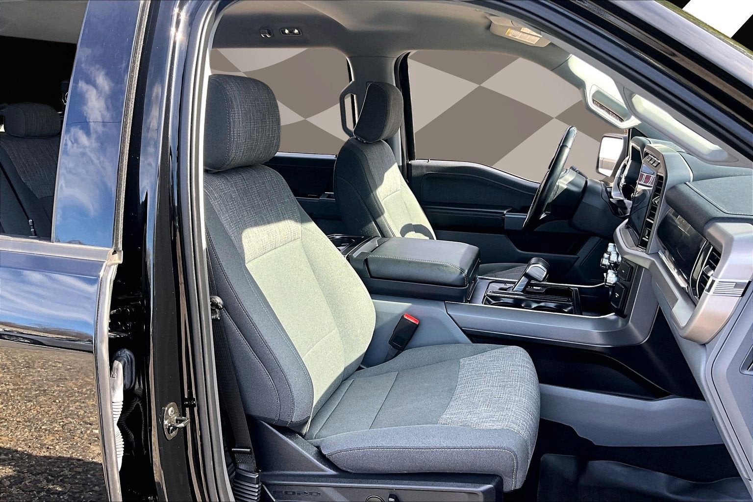 2023 Ford F-150 Lightning XLT LONG RANGE HIGH PACKAGE