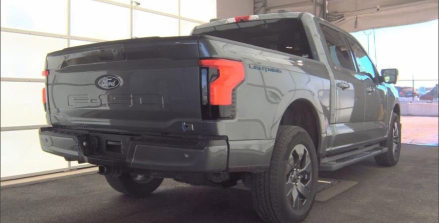 2025 Ford F-150 Lightning Flash