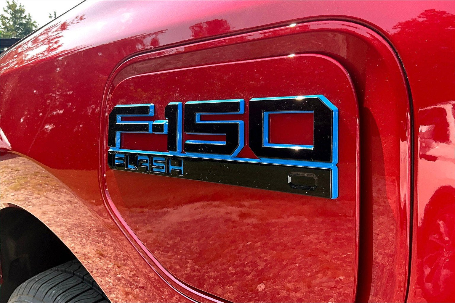 2025 Ford F-150 Lightning Flash