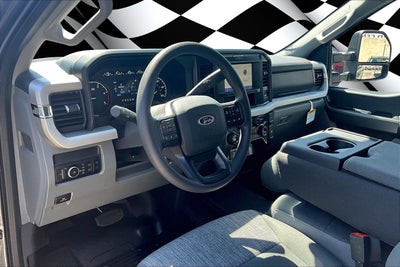 2026 Ford Super Duty F-350 SRW XLT