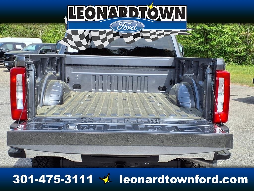 2025 Ford Super Duty F-350 SRW XLT