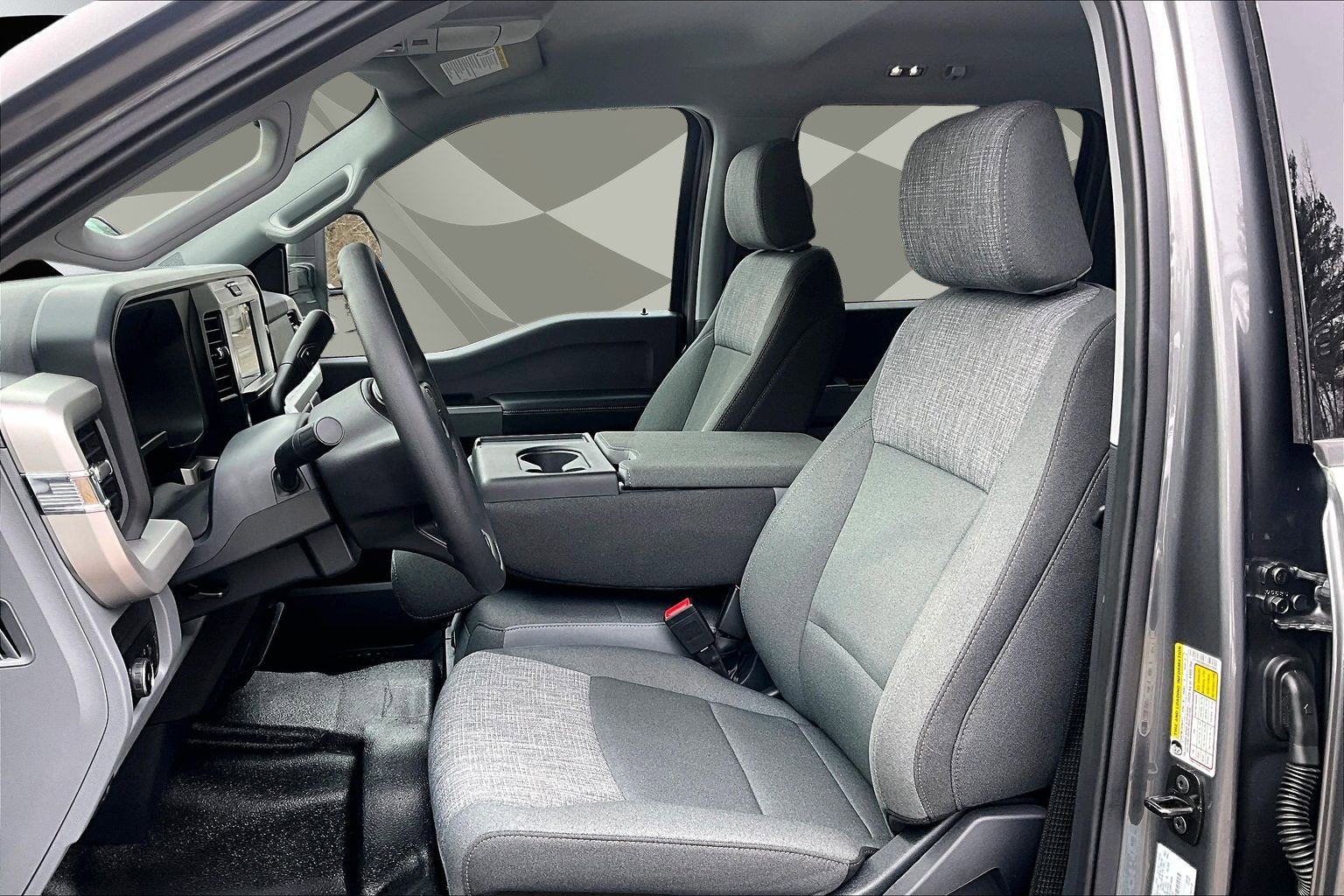 2025 Ford Super Duty F-350 SRW XLT