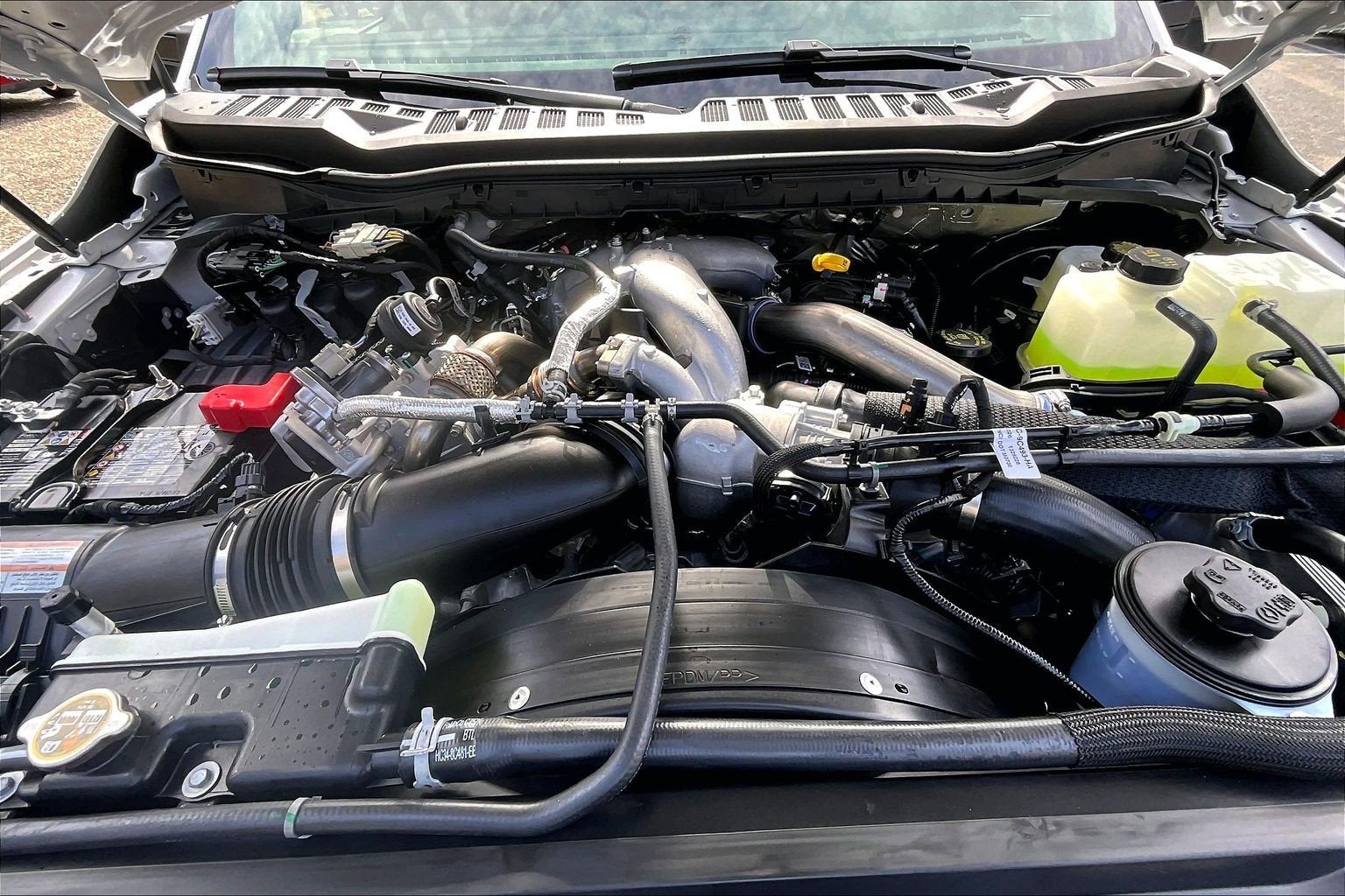 2026 Ford Super Duty F-350 SRW LARIAT