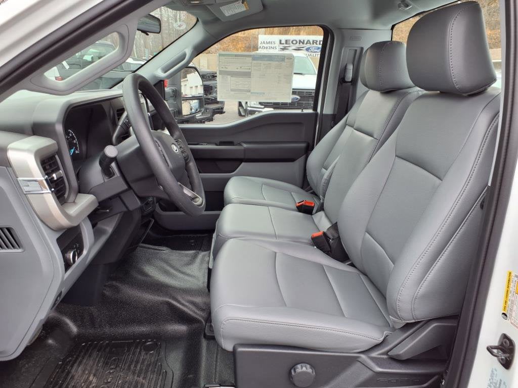 2025 Ford Super Duty F-250® XL