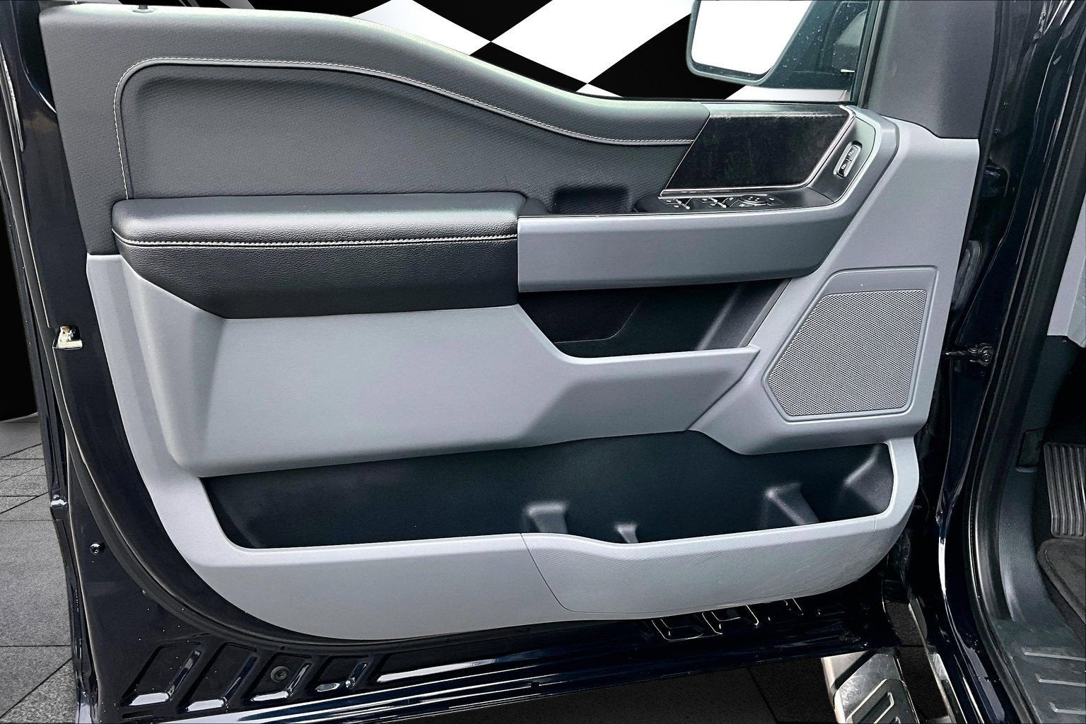 2023 Ford F-150 XLT LUXURY