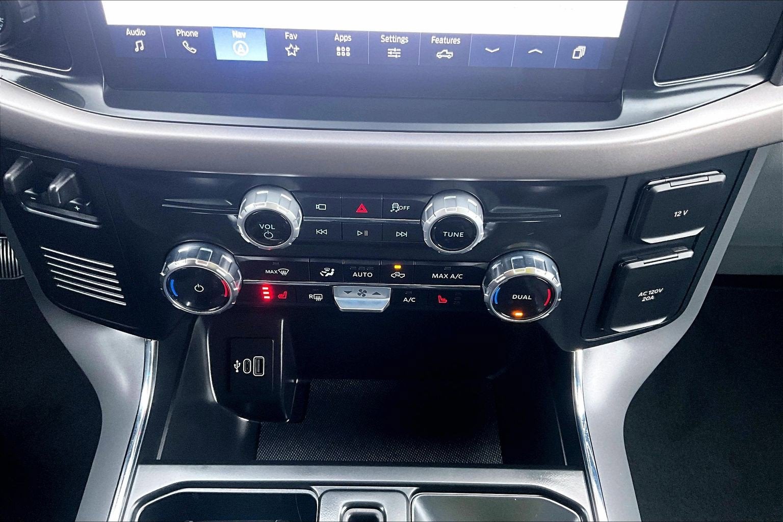 2025 Ford F-150 Lightning XLT PRO POWER