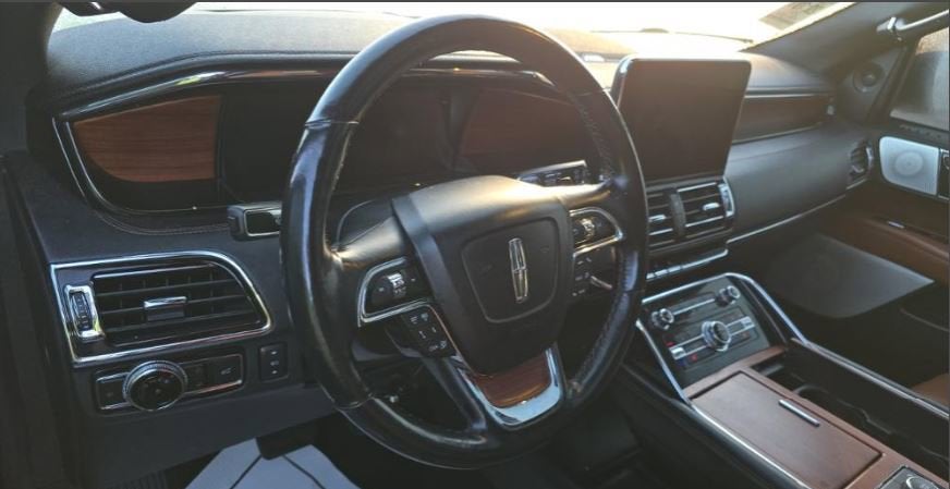 2021 Lincoln Navigator L Reserve LUXURY PACKAGE