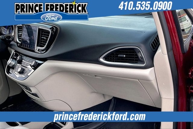 2018 Chrysler Pacifica Touring L Plus