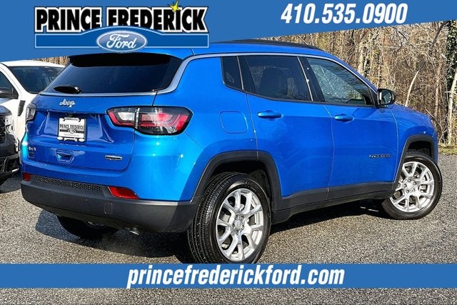 2024 Jeep Compass Latitude Lux