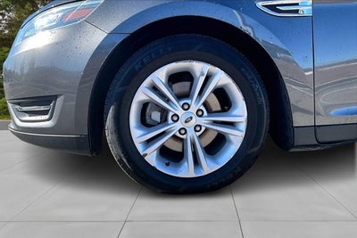 2016 Ford Taurus SEL