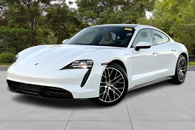 2022 Porsche Taycan Base