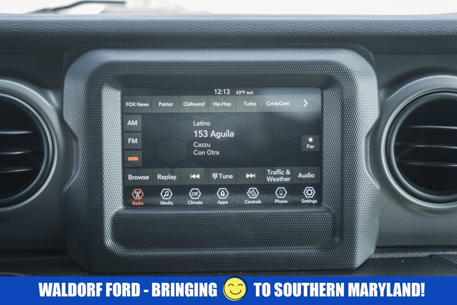 2022 Jeep Gladiator Willys