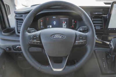 2026 Ford Transit Passenger Wagon XLT