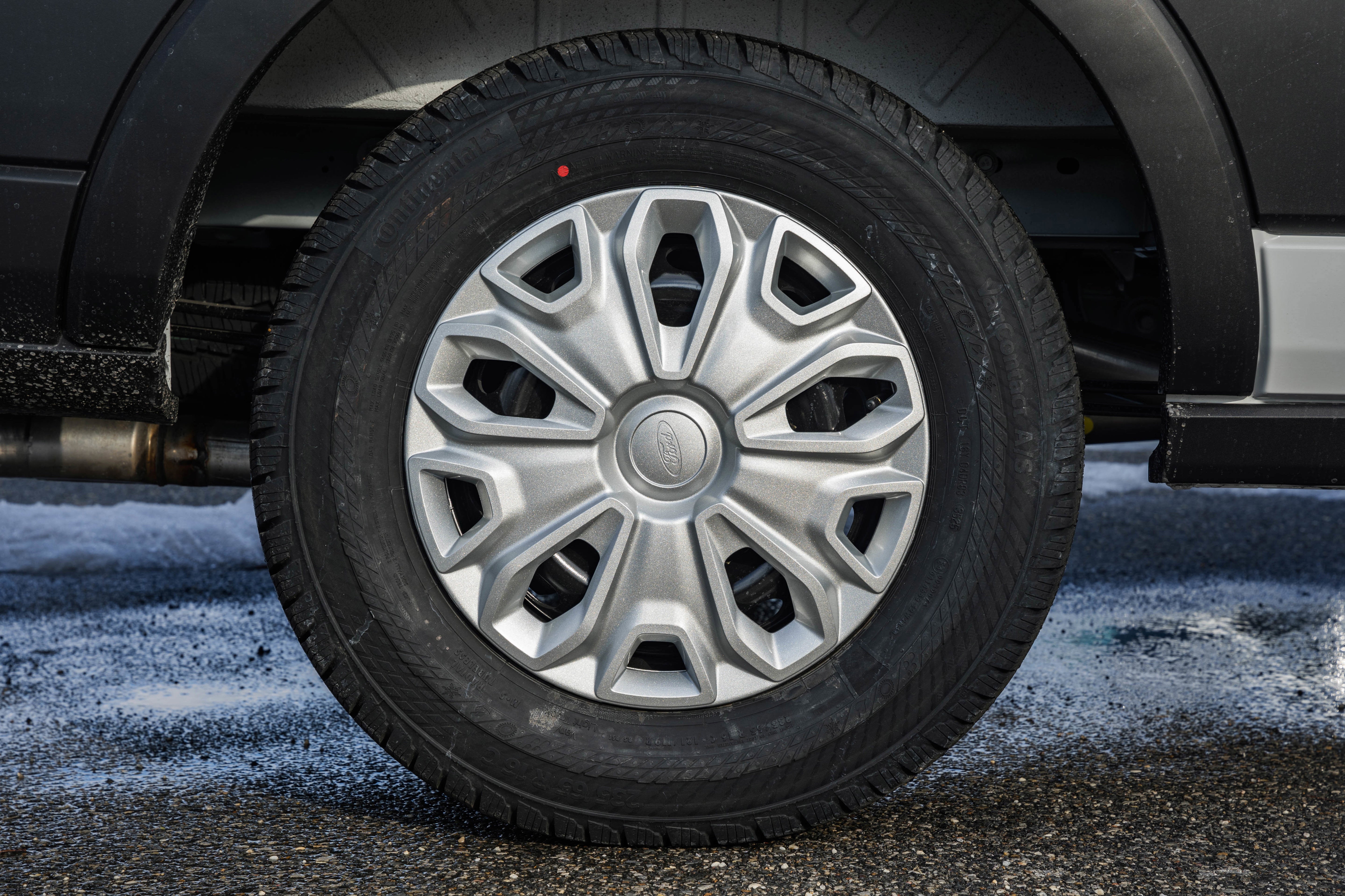 2026 Ford Transit Passenger Wagon XLT