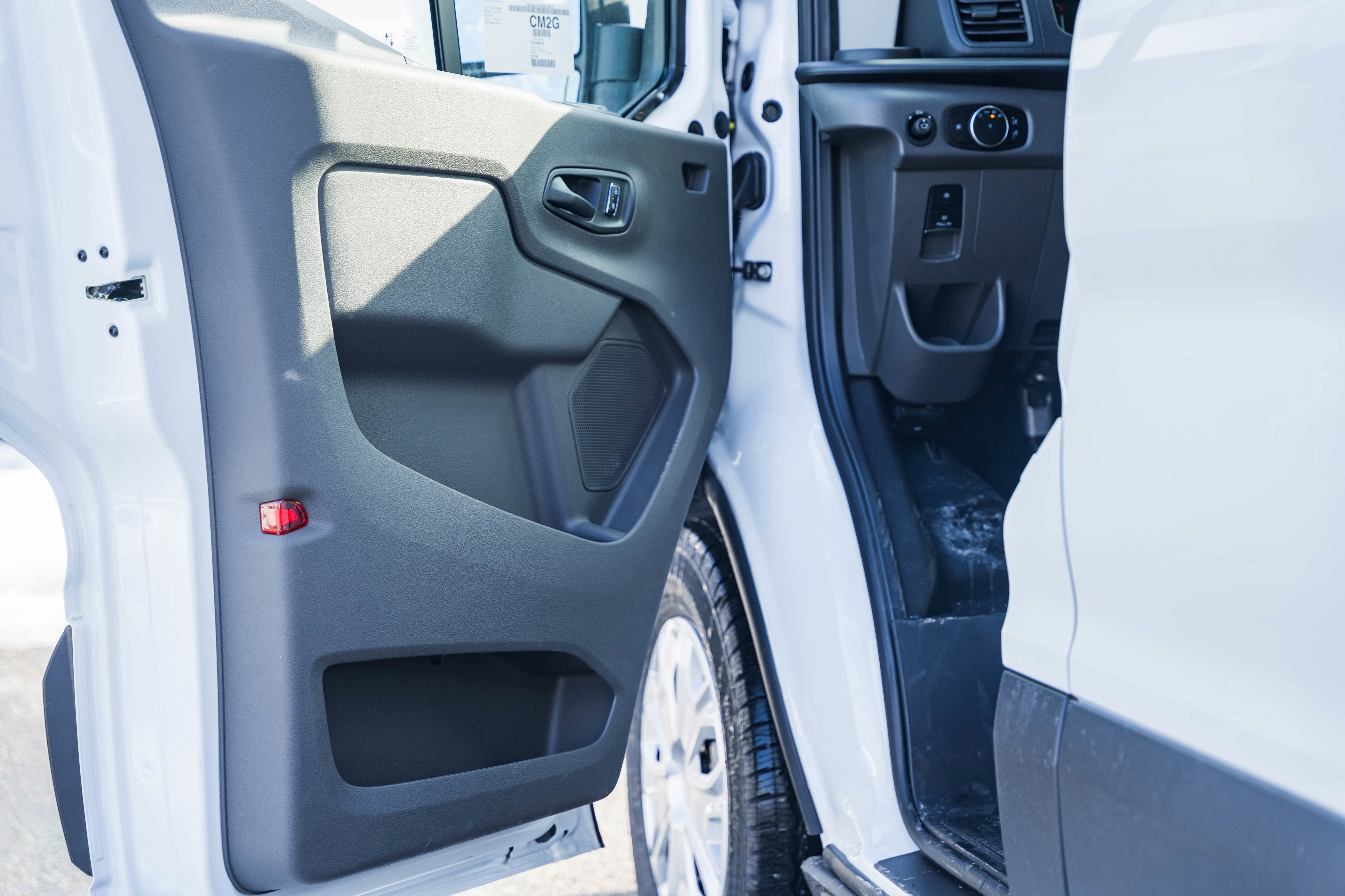 2026 Ford Transit Passenger Wagon XLT