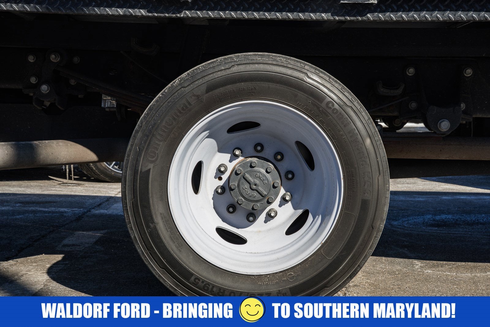 2023 Ford Super Duty F-550 DRW XL