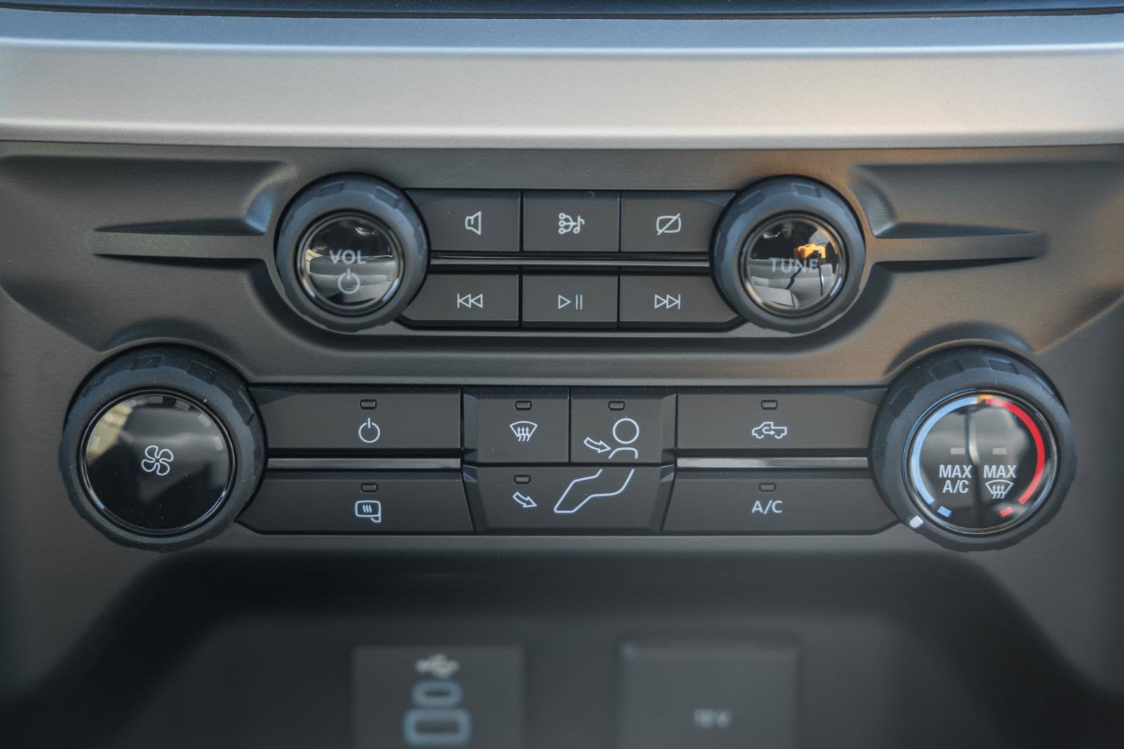 2024 Ford Super Duty F-550 DRW XL DRW