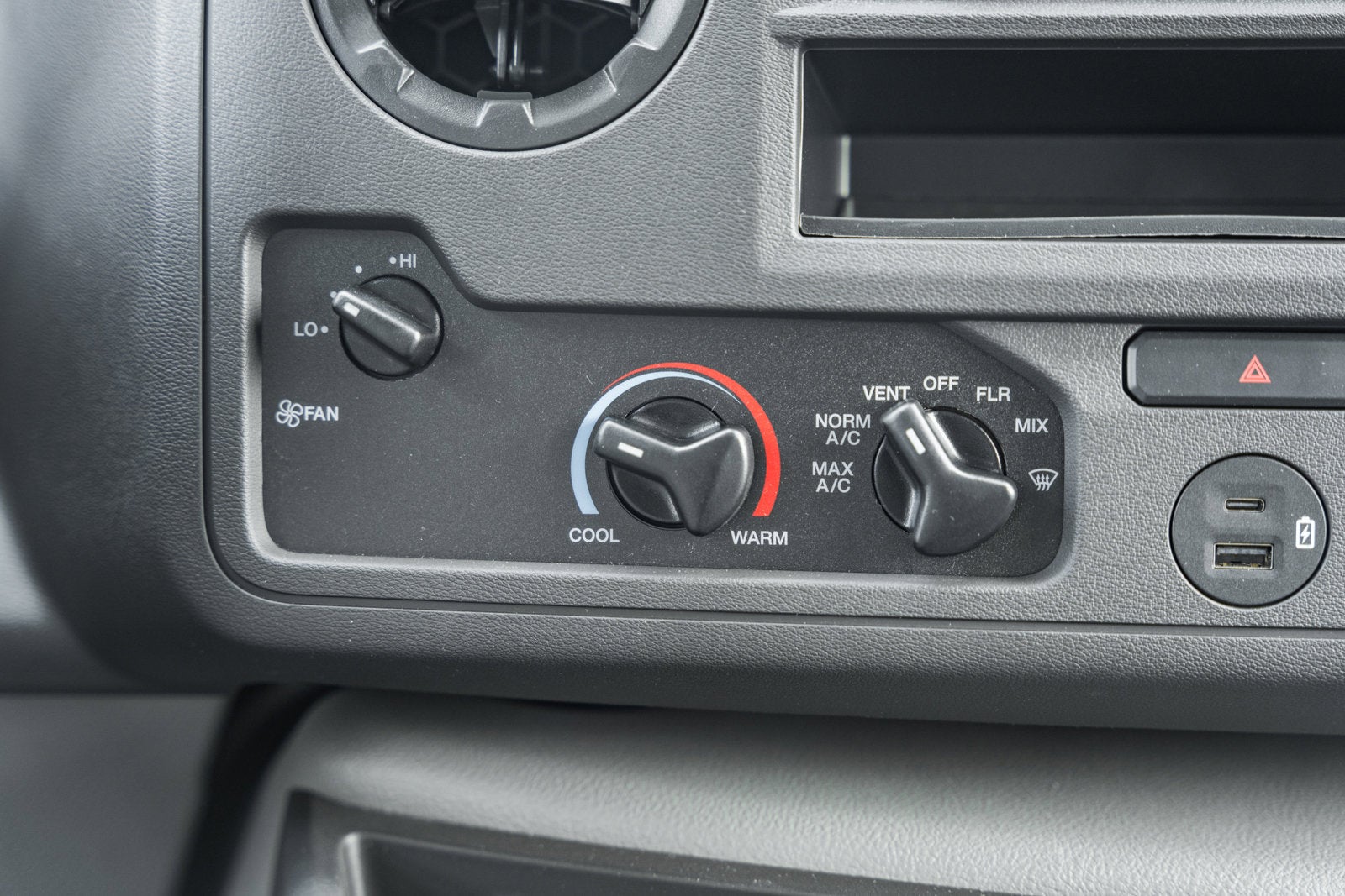 2026 Ford E-Series Cutaway Cutaway