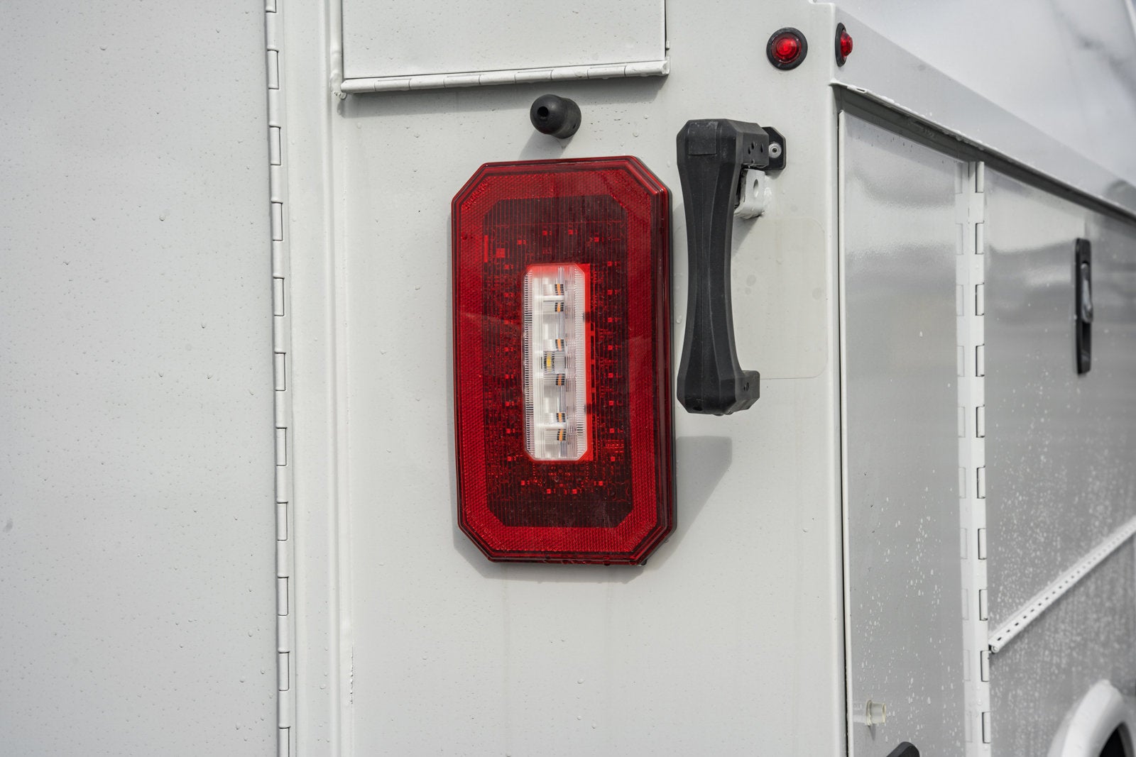 2026 Ford E-Series Cutaway Cutaway