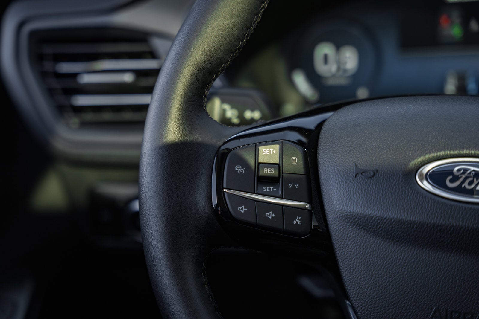 2026 Ford Escape Platinum