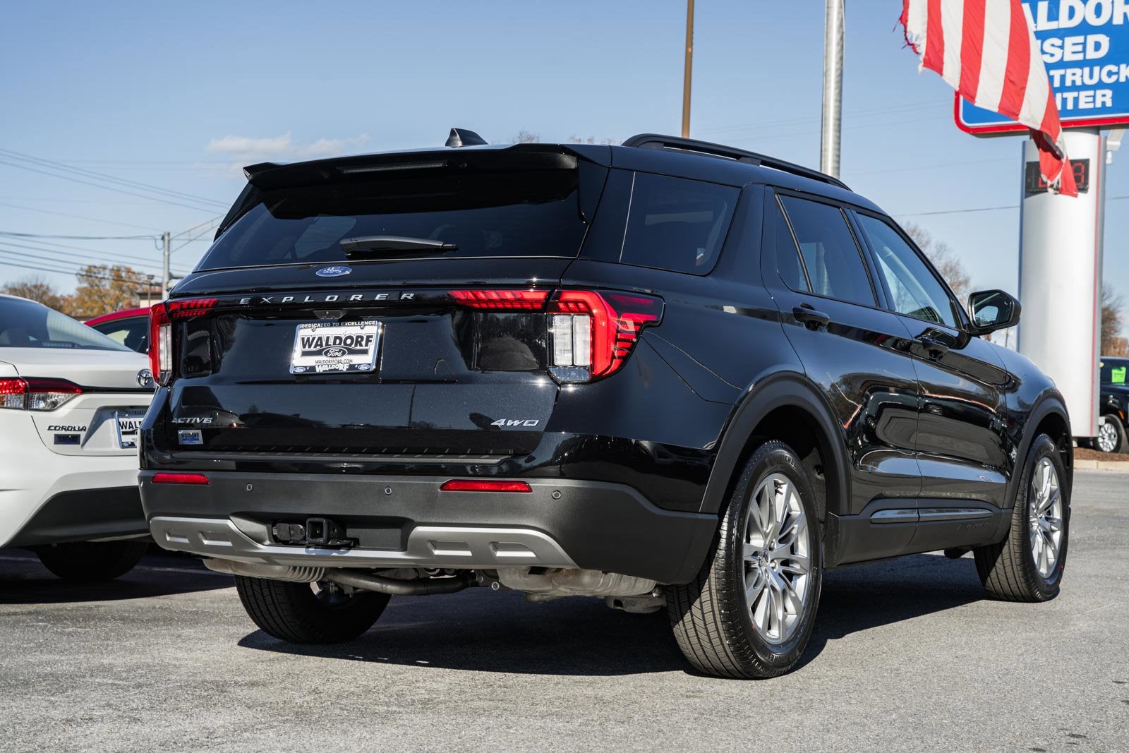 2026 Ford Explorer Active w/100A Pkg