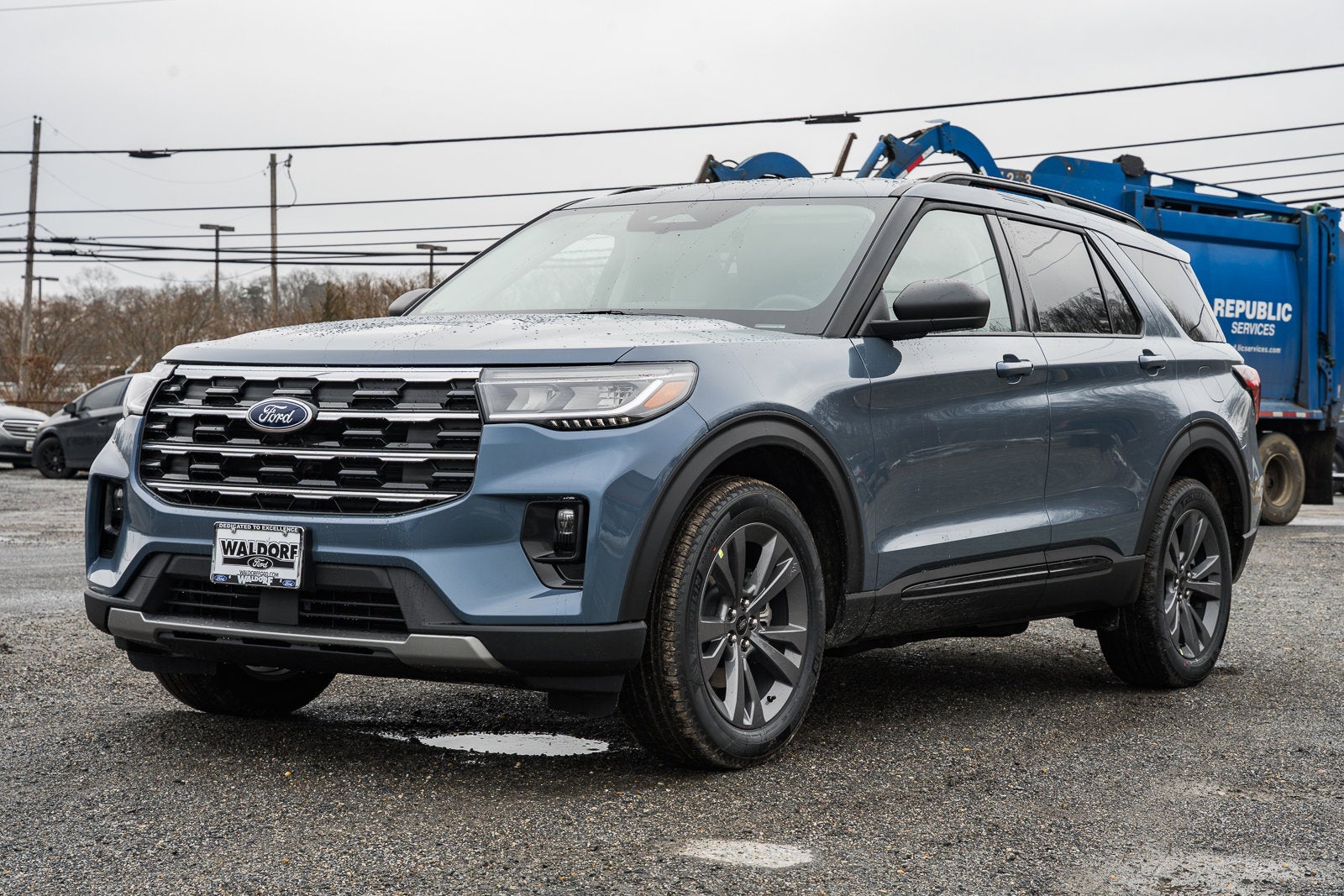 2026 Ford Explorer Active w/200A Pkg