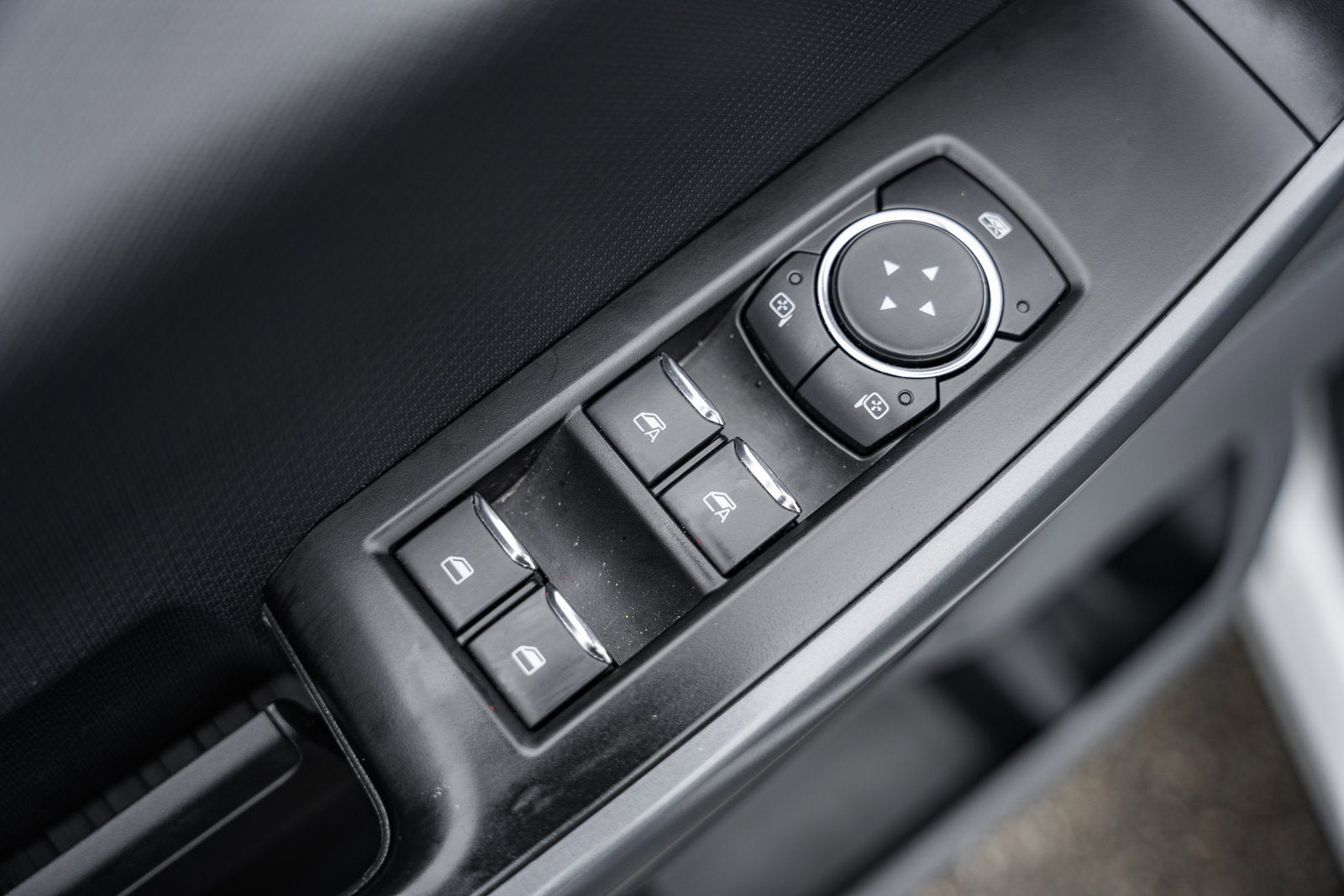 2024 Ford F-150 Lightning Pro