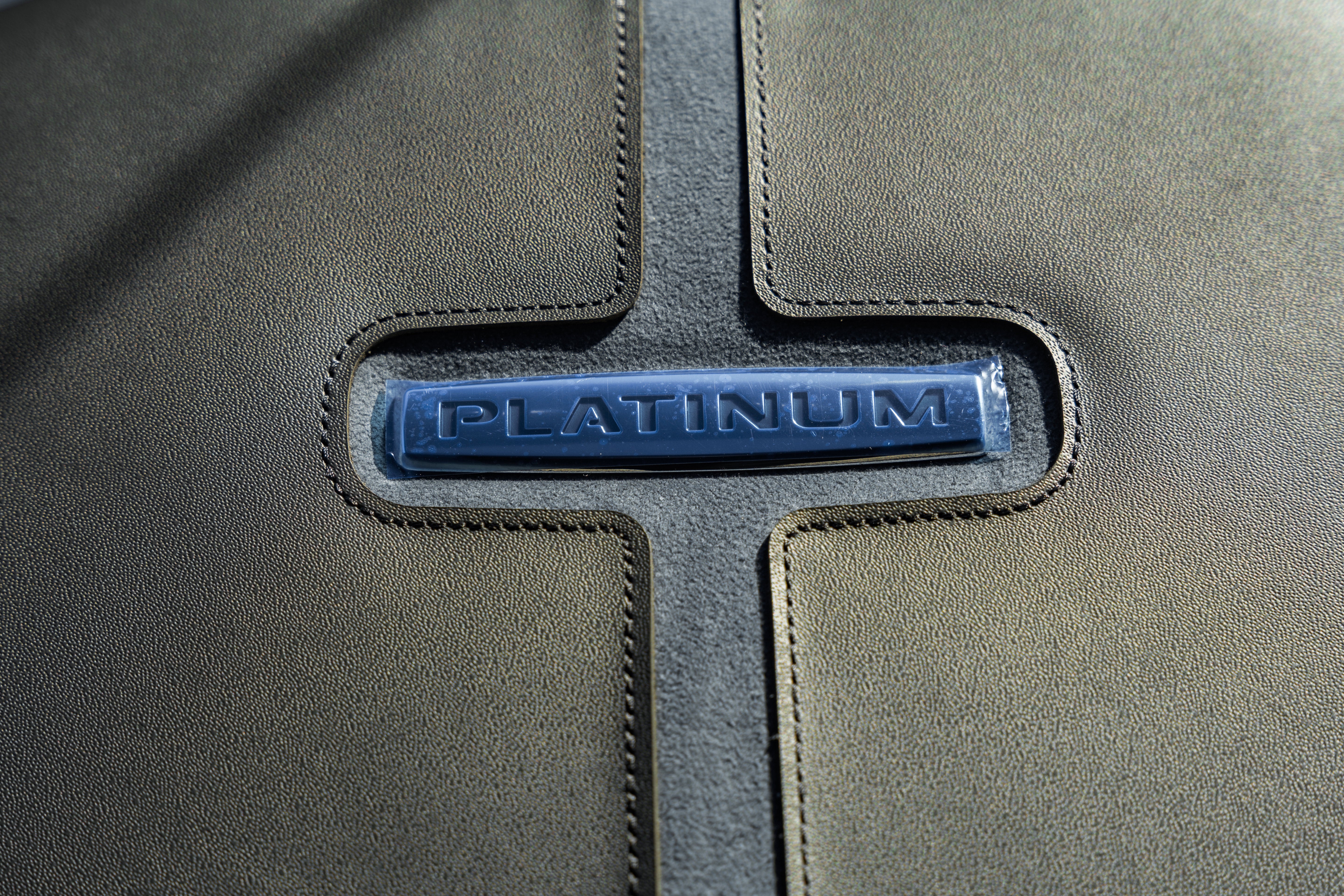 2026 Ford Super Duty F-350 SRW Platinum