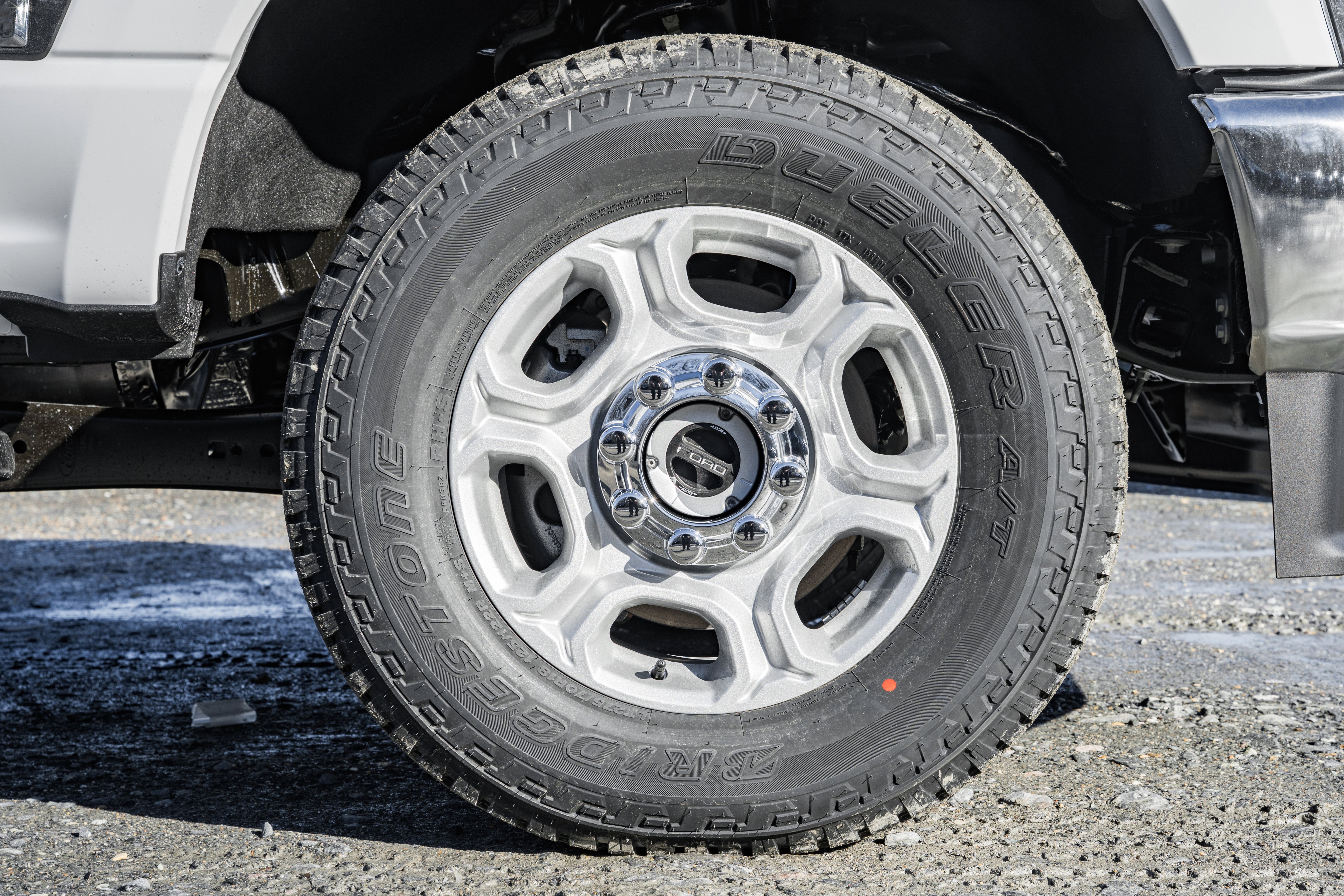 2026 Ford Super Duty F-350 SRW XLT